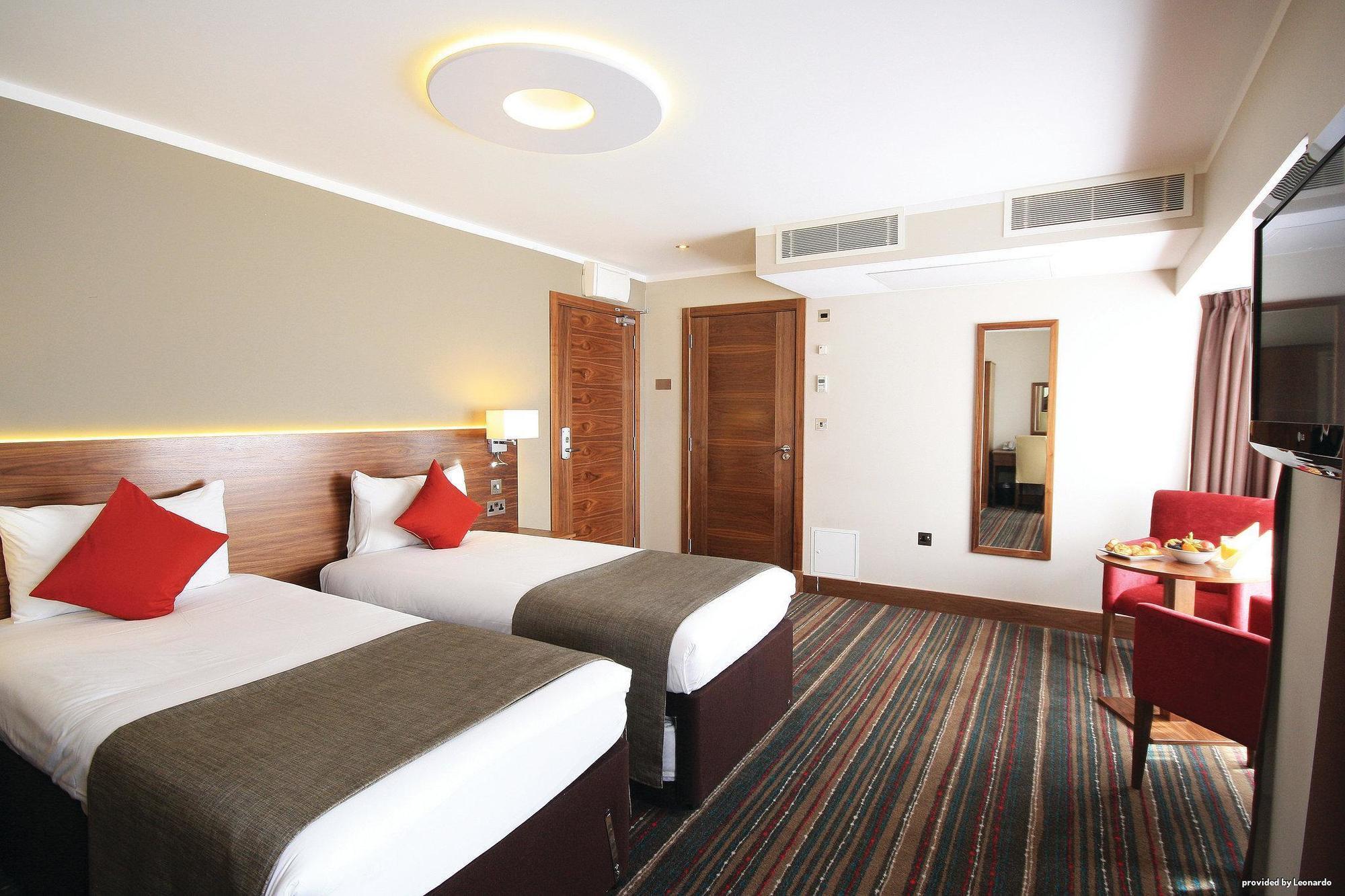 Best Western Palm Hotel Лондон Стая снимка